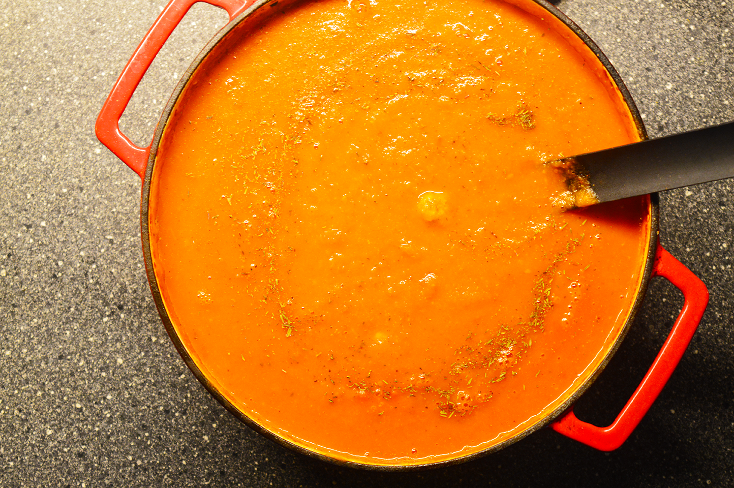 Tomatsuppe med kødboller