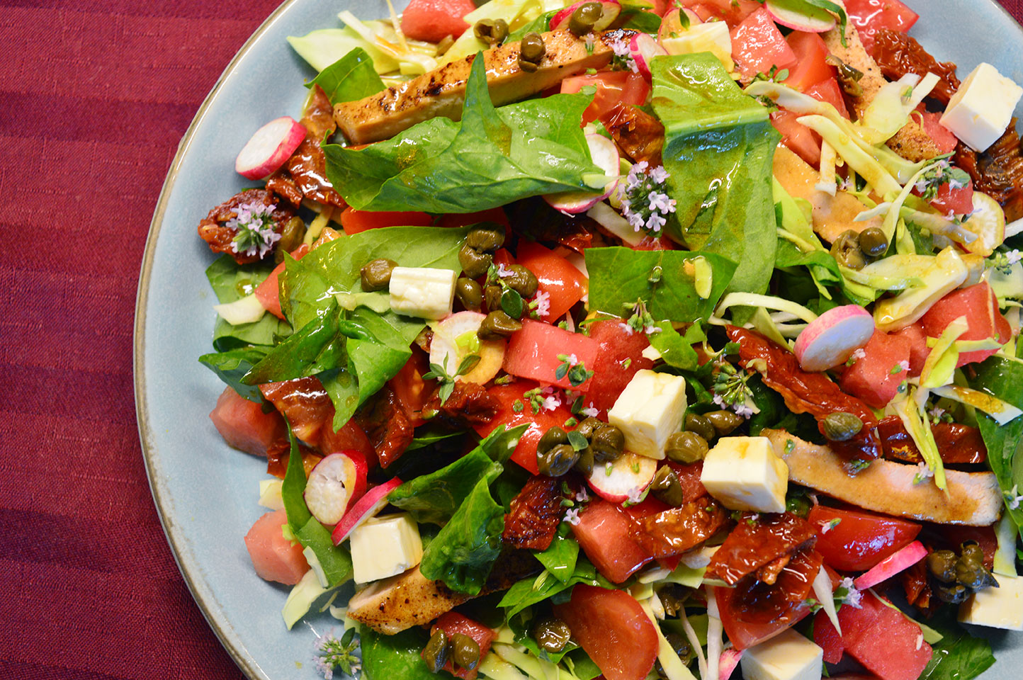 Vandmelon salat med koteletter - salater fra GastroUlven